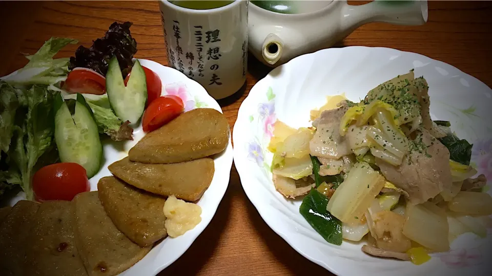 今日の男飯(*･ω･)白菜と豚バラのねぎ塩炒め&黒はんぺんの胡麻油焼き...♪*ﾟ|ひーちゃんさん