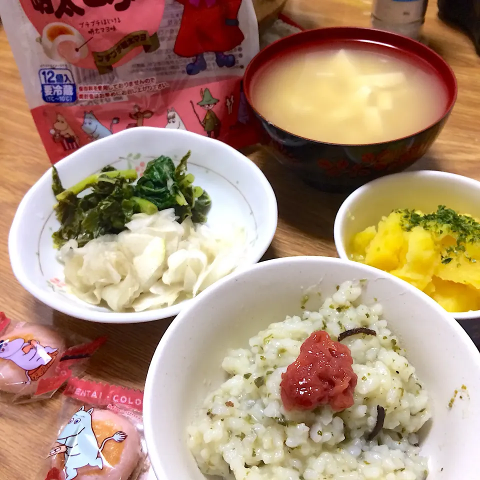 Snapdishの料理写真:2019/02/12 お茶粥、丸大根昆布茶漬、大根葉ガーリック炒め|kykyさん