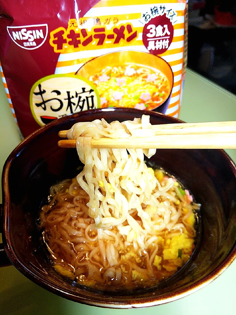 Snapdishの料理写真:まんぷくラーメン|けろよんさん