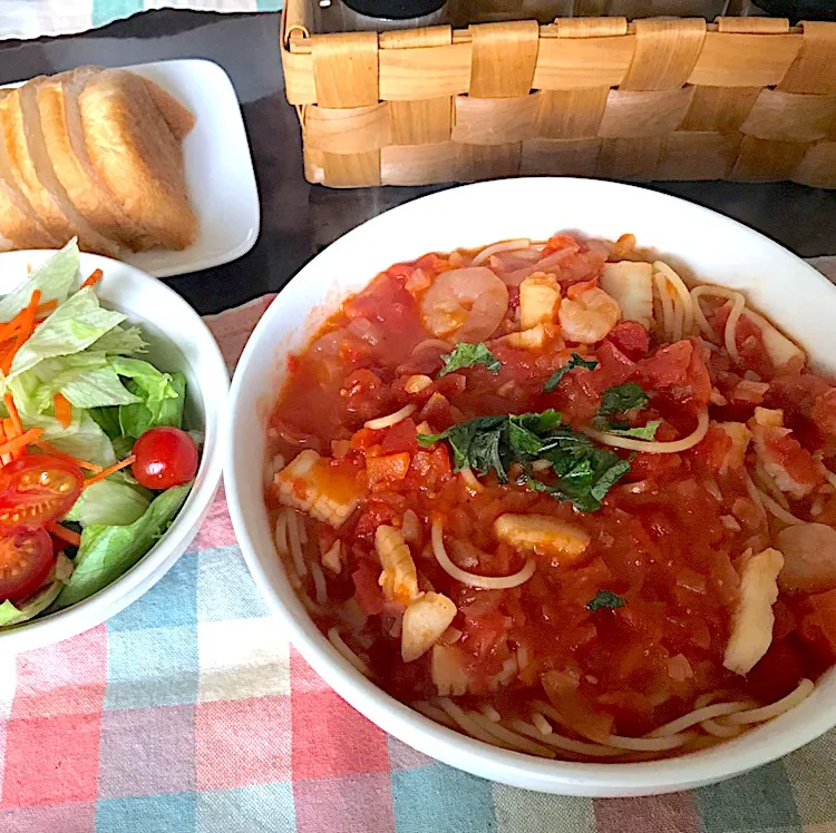 Snapdishの料理写真:トマトスープパスタ🍝🍅|純さん