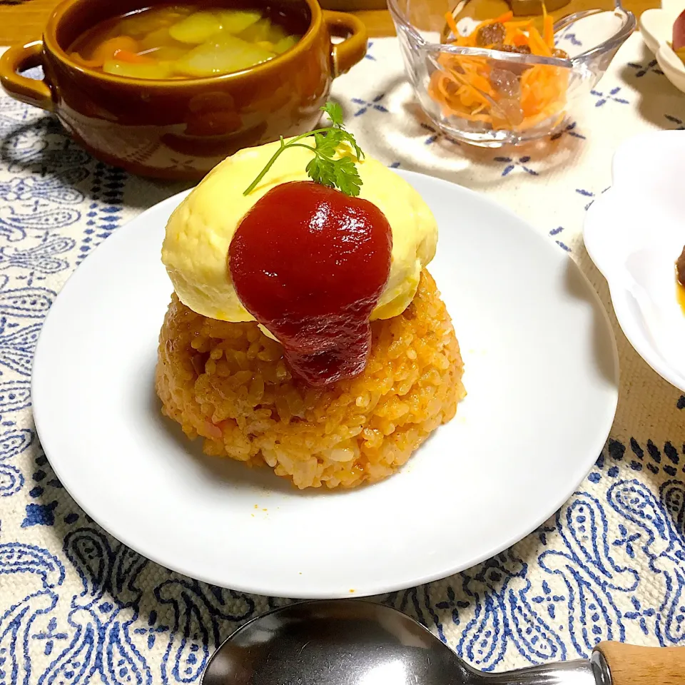 Snapdishの料理写真:まんまるオムライス|kozue512さん