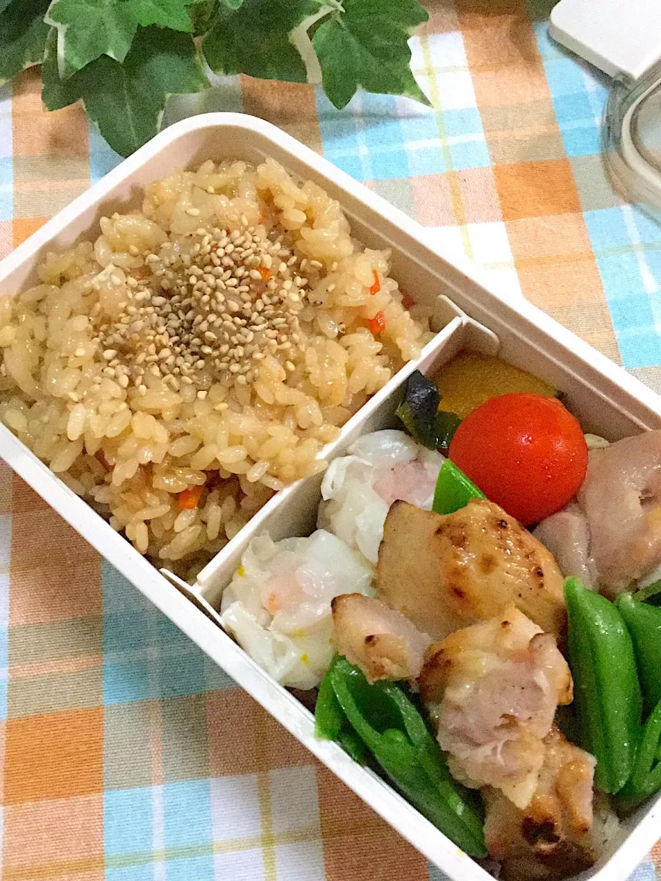 長女の中学弁当〜
やっぱり朝練の日は母もツライわぁ|yukoさん