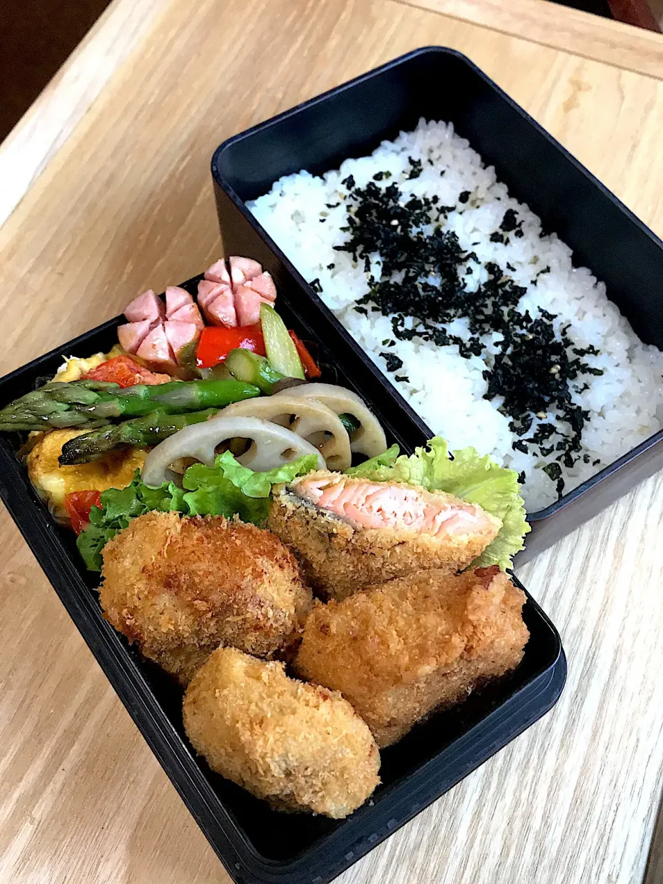 ヒレカツ鮭カツ弁当|二キィさん