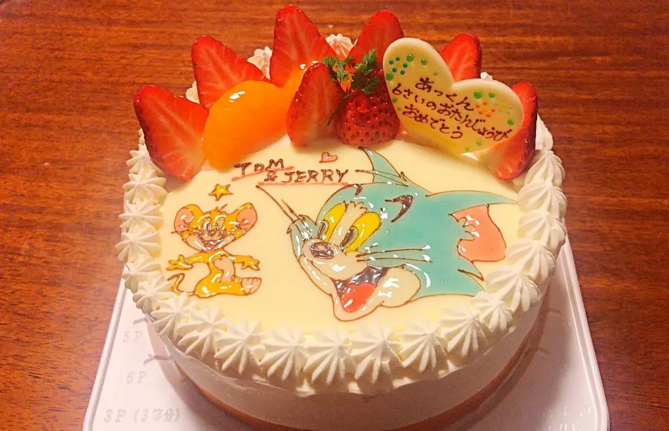 Snapdishの料理写真:💕手描きイラスト入りバースデーケーキ♡孫っちの6歳のお誕生日のお祝いに💕|yuiママさん