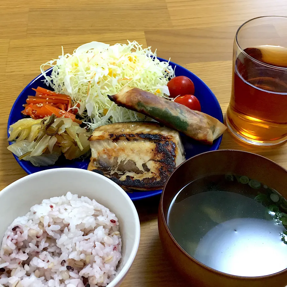 余り物でお昼ご飯✨🐟|りりさん