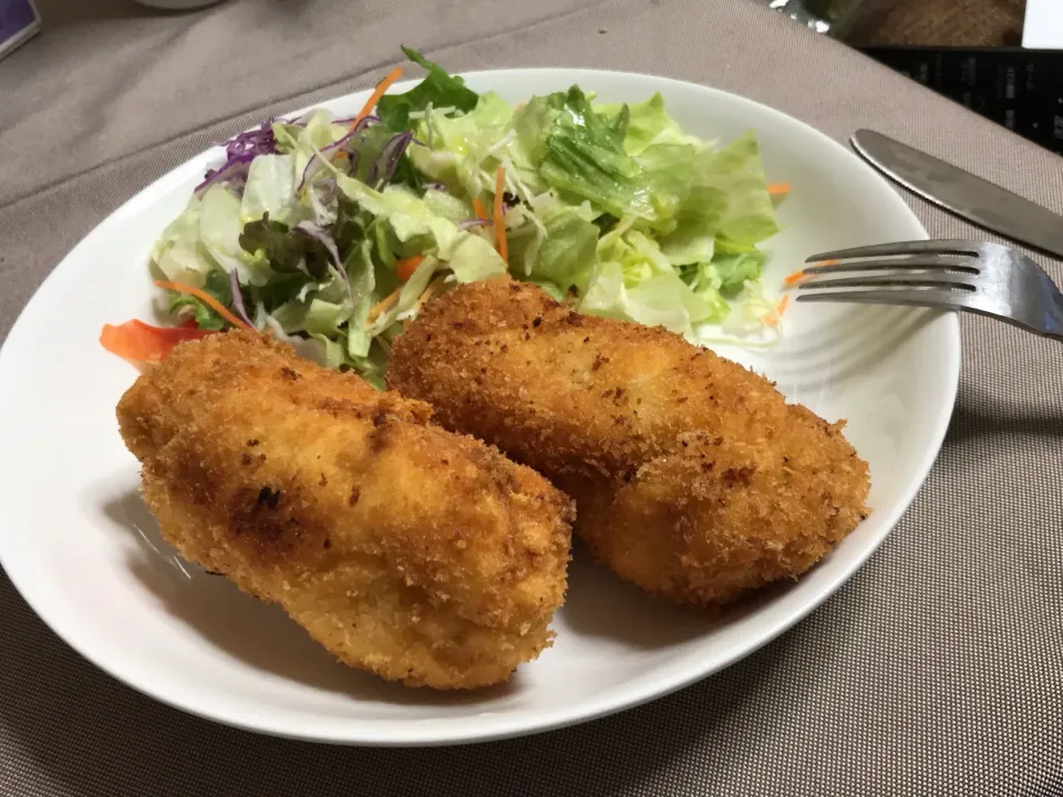 バターあふれるチキンカツレツ|こまむささん