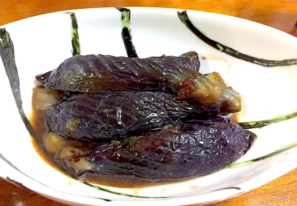 お茄子をすき焼きの残り汁で炊いたん|さんだーさん