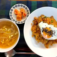 Snapdishの料理写真:キムチ炒飯|jasmineさん