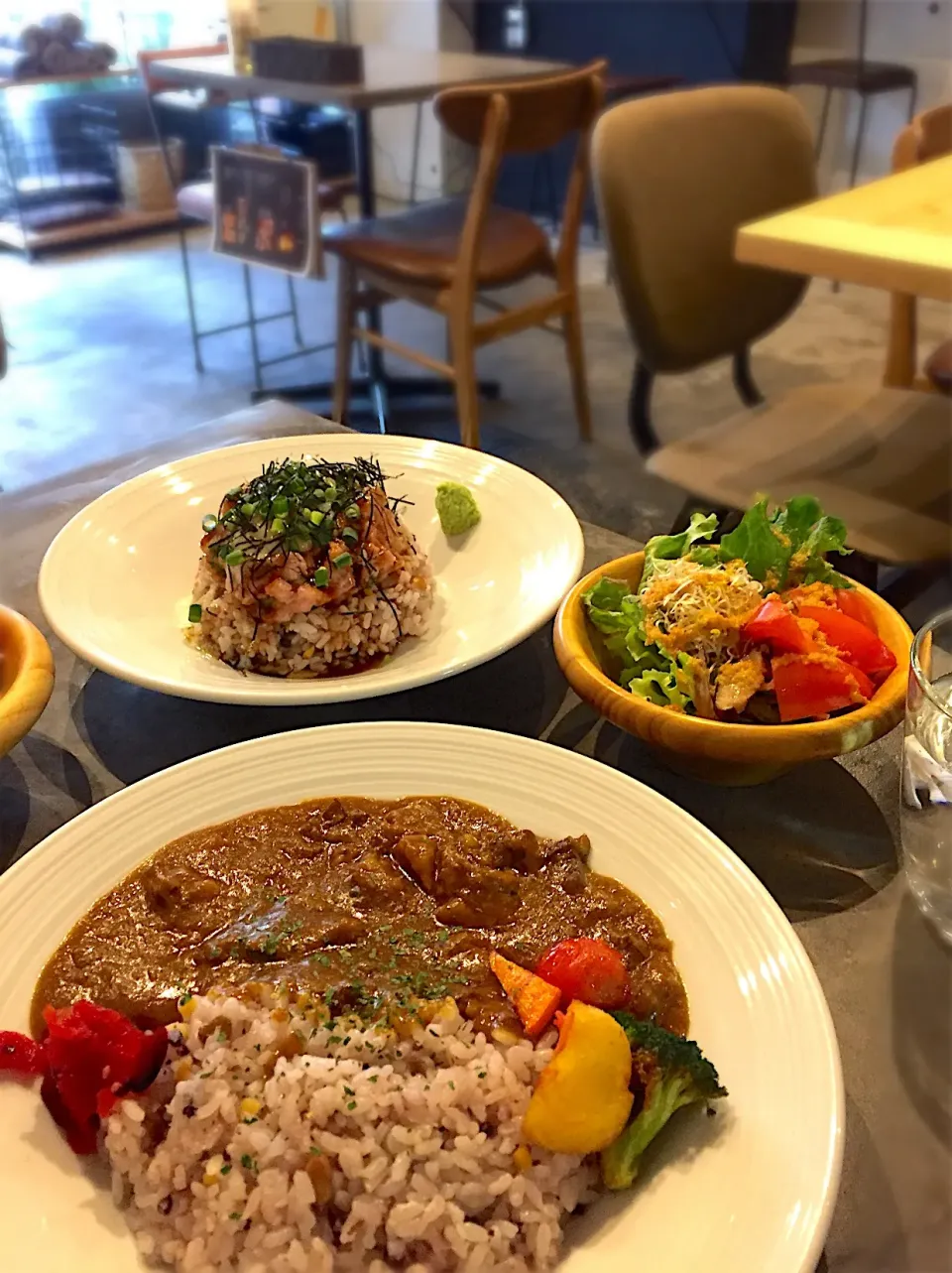 マグロアボカド丼とカレーランチ🍛@新高円寺 087kitchen Koenji|K.Sさん