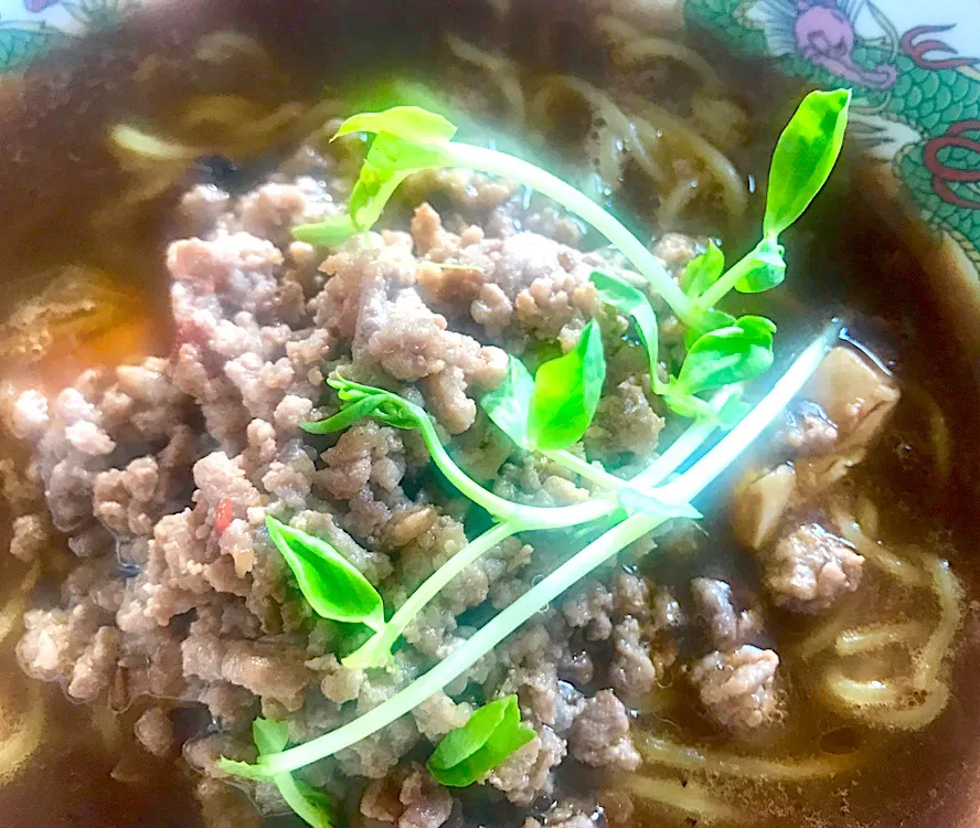 鍋からの麻婆麺🍜〆ラー|みうのすけさん