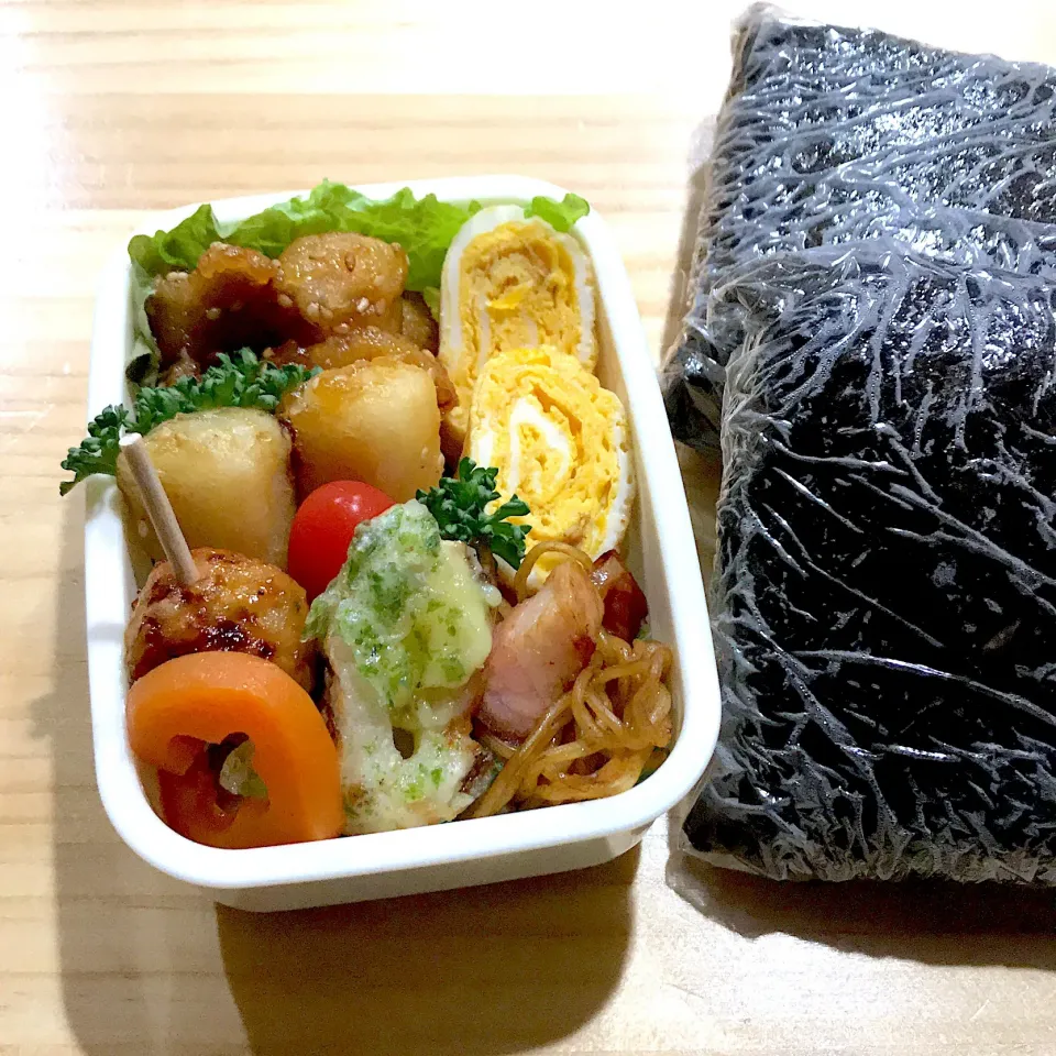 大会#息子弁当 
ゆっくりたべられないので#おにぎらず|ちーたさん