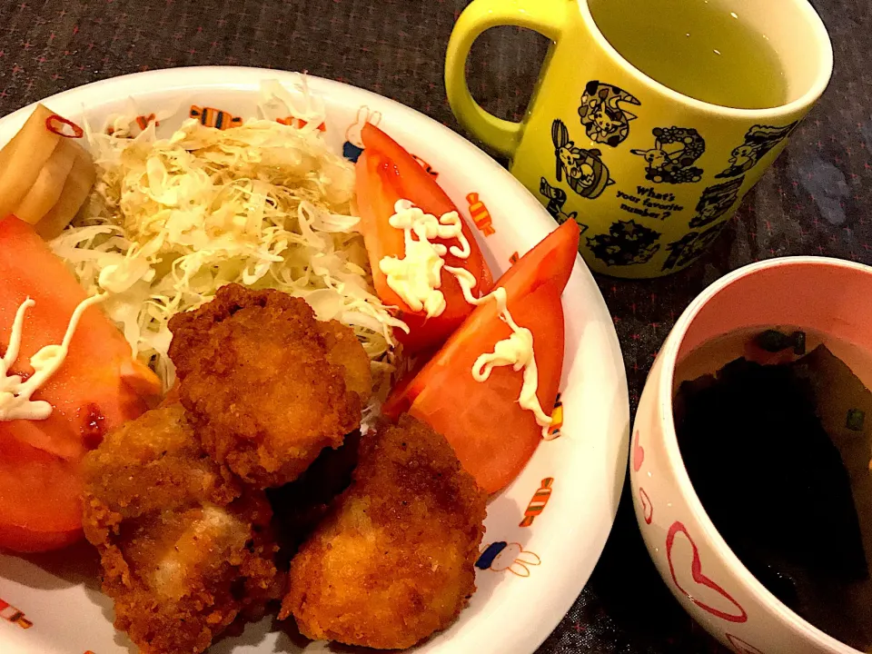 鶏の唐揚げ  サラダ  わかめスープ|ch＊K*∀o(^^*)♪さん