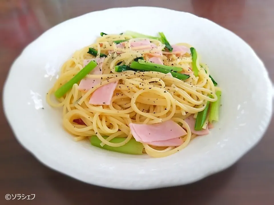 今日の昼ご飯は梅こんぶ茶の和風パスタだよ(*^^*)|ソラシェフさん