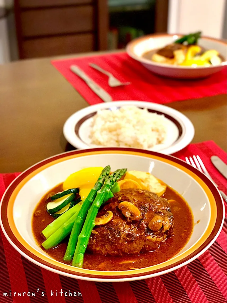 由美さんの料理 煮込みハンバーグ ポテトサラダ|由美さん