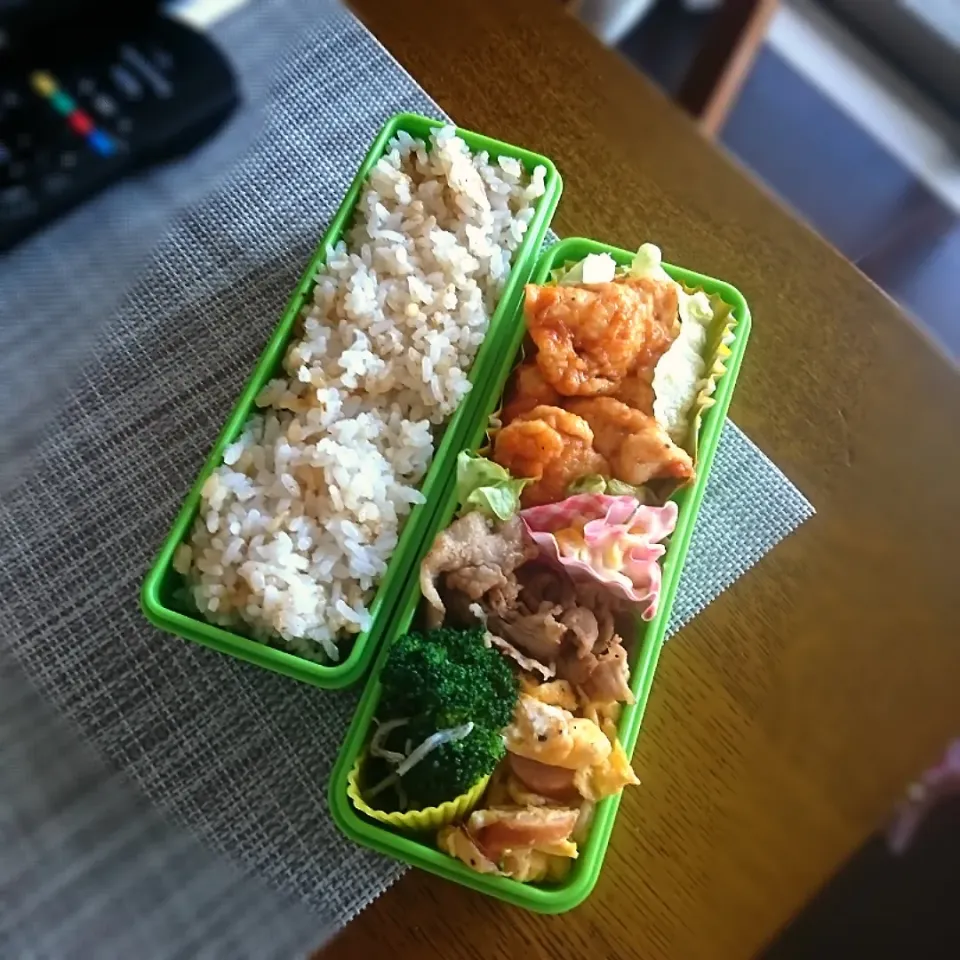 Snapdishの料理写真:2/18鶏むね肉のチリソースな旦那様お弁当|Reikoさん