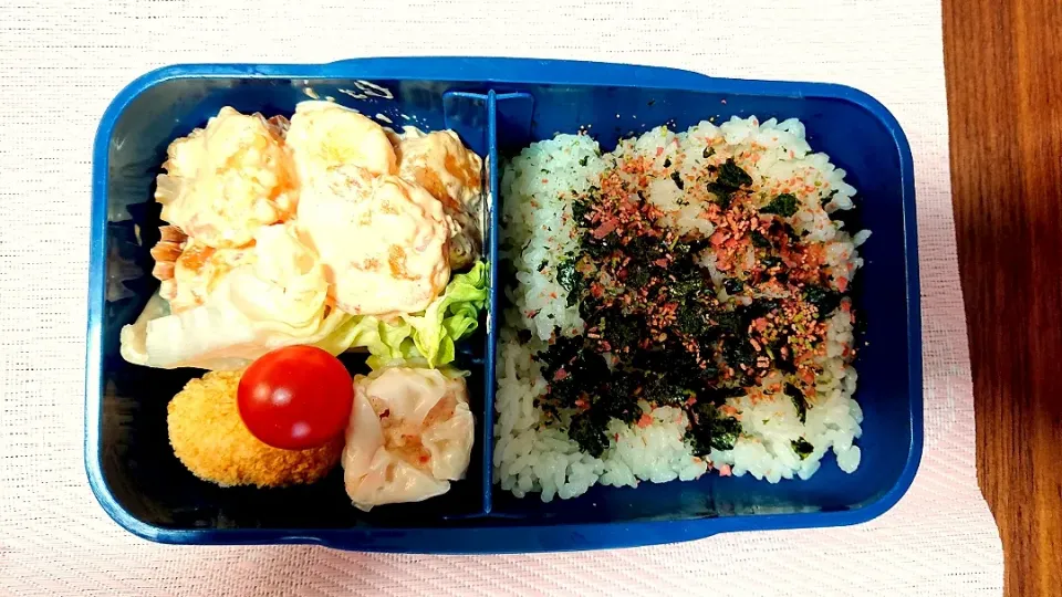 Snapdishの料理写真:エビマヨ🎵旦那さんお弁当🎵😊|かおるcitronさん