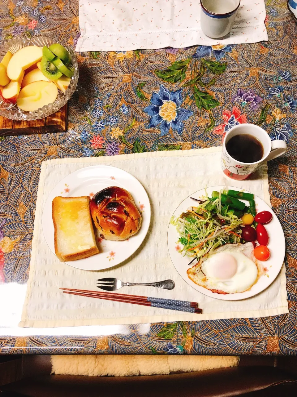 Snapdishの料理写真:本日の朝ご飯🥞|さとるさん