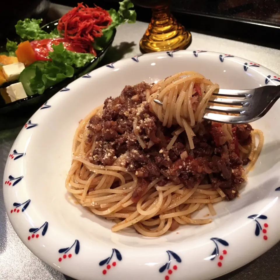 トマト鍋🍅からのリメイクボロネーゼ🍝|七海さん