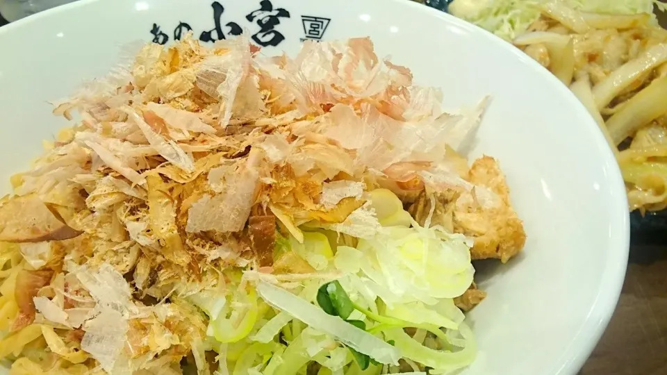 【2019年2月オープン】
らーめんとしょうが焼き あの小宮
たれ中華（スープ割付き、780円）
＋しょうが焼き（醤油味、600円）
＠渋谷19035|大脇さん