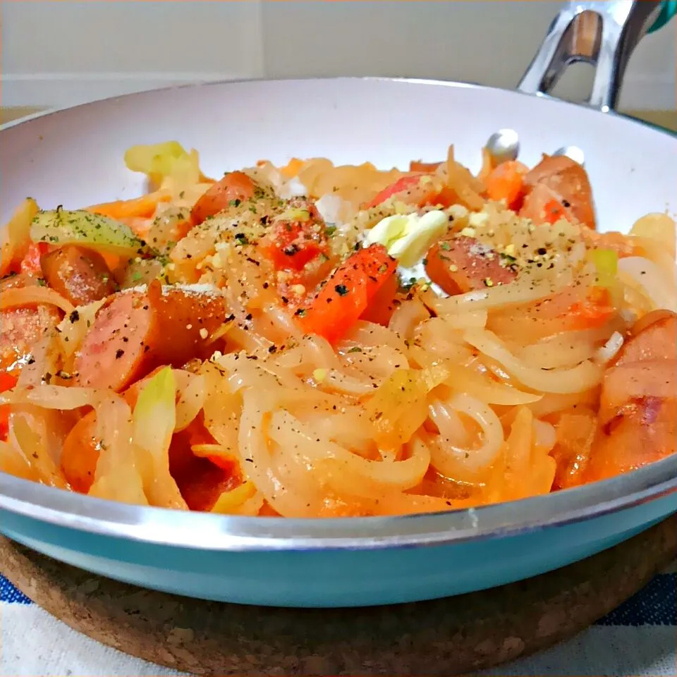 冷凍細うどん #稲庭 のナポリタン🍝|みるくここあさん