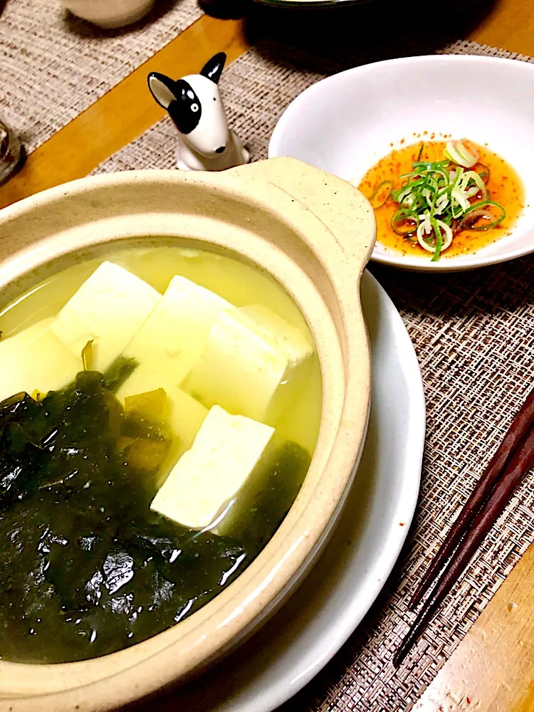 湯豆腐🍲地元のわかめと😉|くっきいママさん