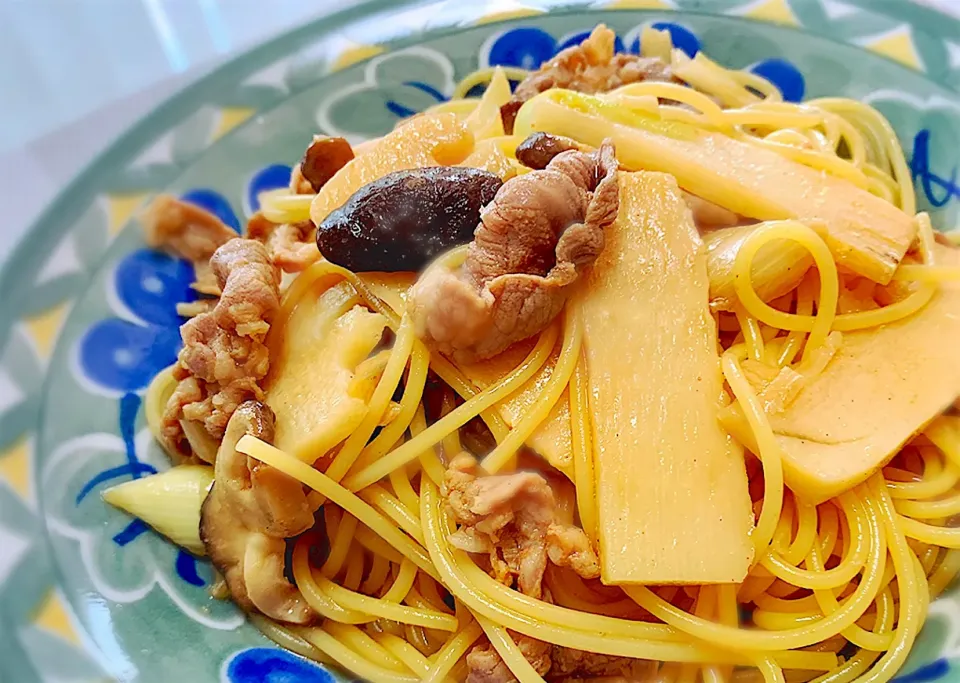 豚肉とタケノコのパスタ 🍴(๑˃̵ᴗ˂̵)و|bamazooさん