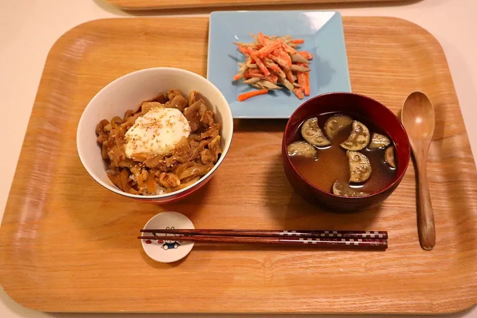 今日の夕食 豚丼、ごぼうサラダ、なすの味噌汁|pinknari🐰🌈さん