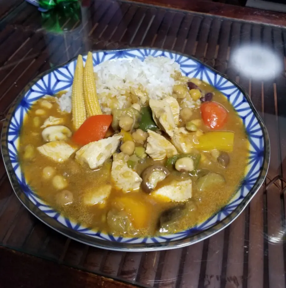 100均で購入した、レッドカレー🍛を作って見ました✨(*^O^*)|dai.noriさん