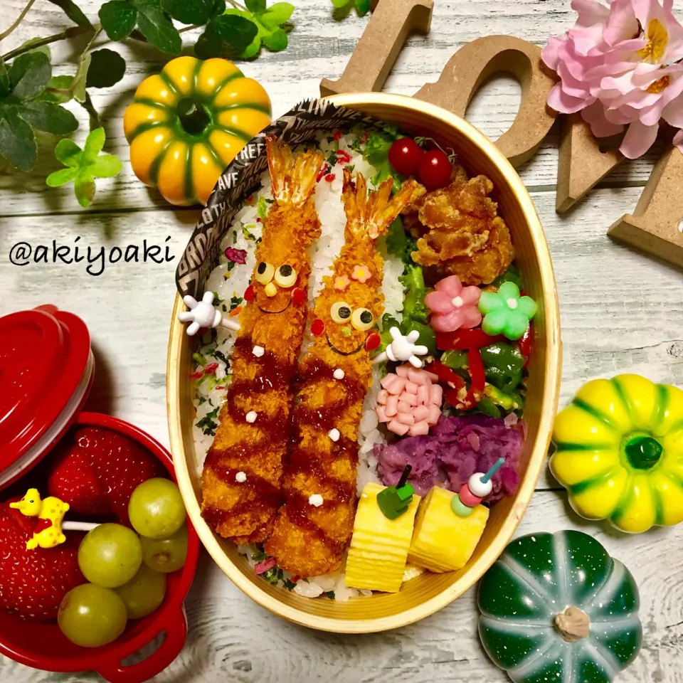 エビフライのノッポさん弁当|Akiyoෆ¨̮⑅さん