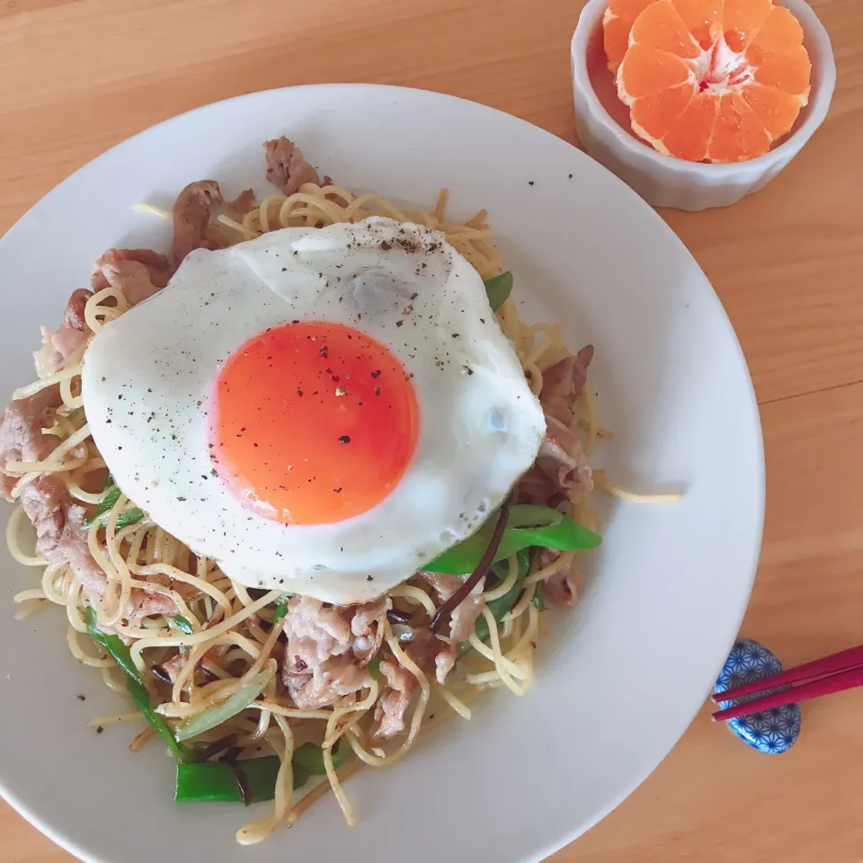 ナンプラー焼きそば(  ˙◊˙  )お昼ご飯|サチャンさん