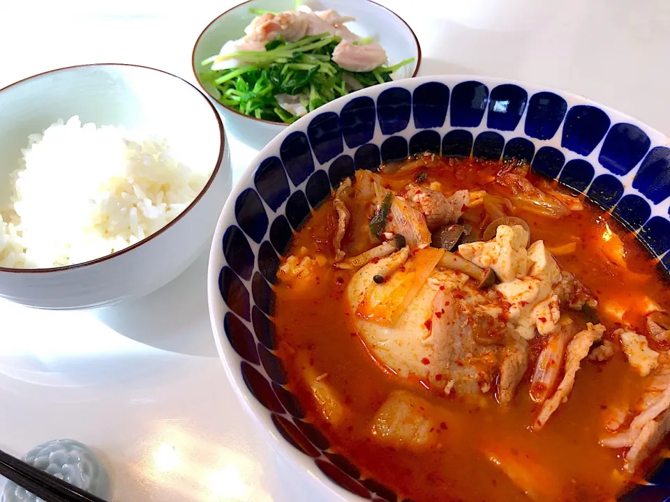 今日のお昼ごはんはスンドゥブ、ささみと豆苗の柚子ぽん和え✨✨|NOBUちえさん