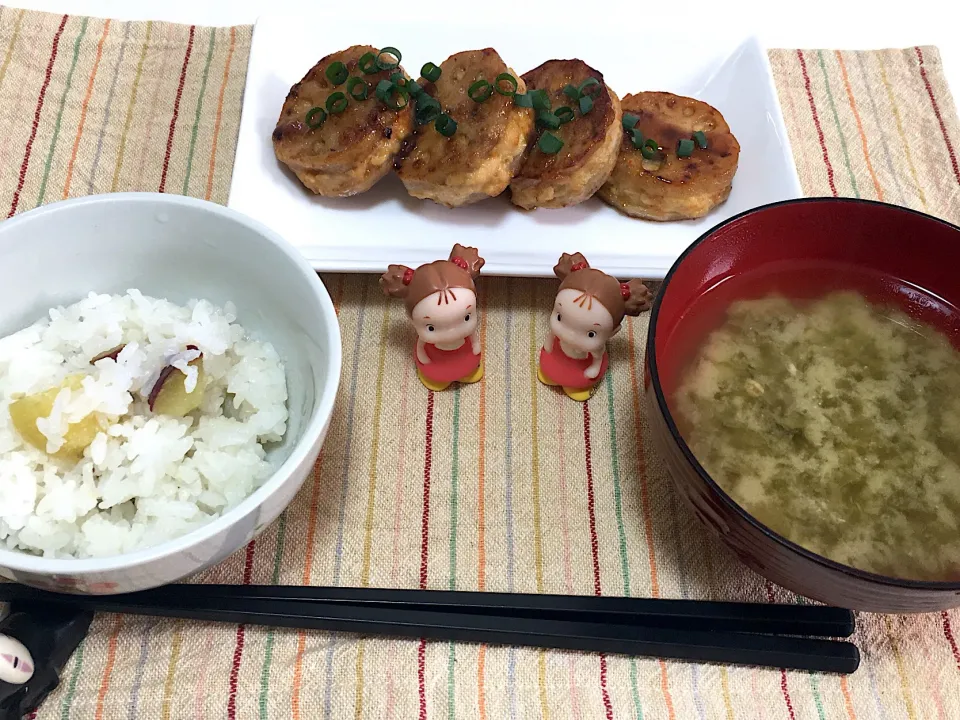 Snapdishの料理写真:レンコンのはさみ焼き|めいさん