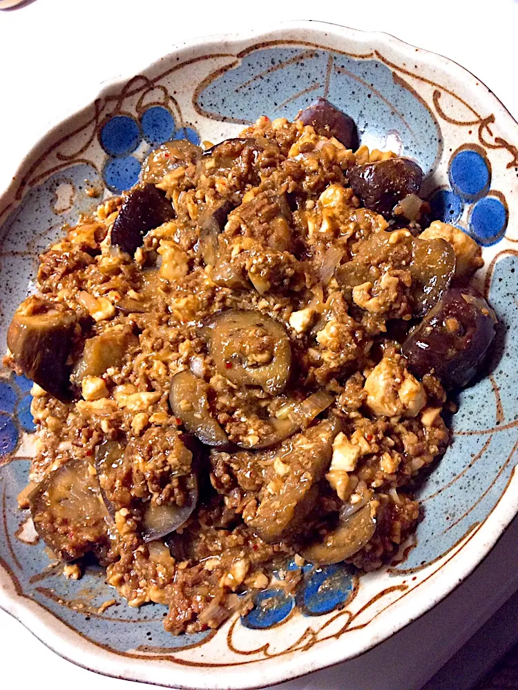 麻婆ナスに傘増しお豆腐😋|アライさんさん