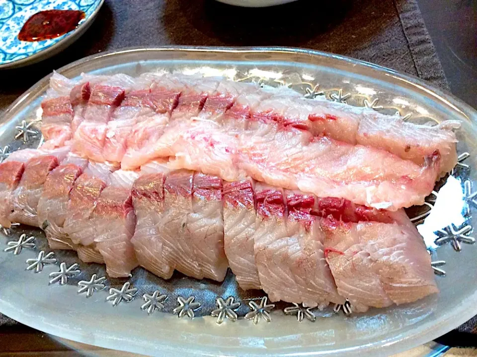 やっと出逢えたわ〜〜😻
サゴシのお刺身🐟❣️😋|アライさんさん