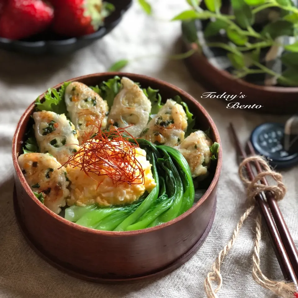 Snapdishの料理写真:レンコン餃子で中華風弁当|まーこまん(@rie_sfm_1007)さん