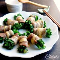 レンジで簡単♪旬を楽しむ♡菜の花の肉巻き♡特製辛子マヨポンソースで♪