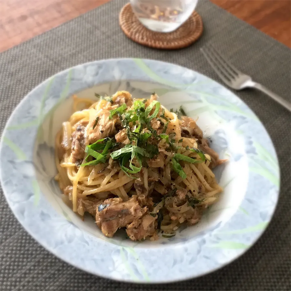 さば味噌煮缶の和風スパゲッティ🍝|𓇼 Ⓢ Ⓗ Ⓘ Ⓝ Ⓞ Ⓑ Ⓤ 𓇼さん