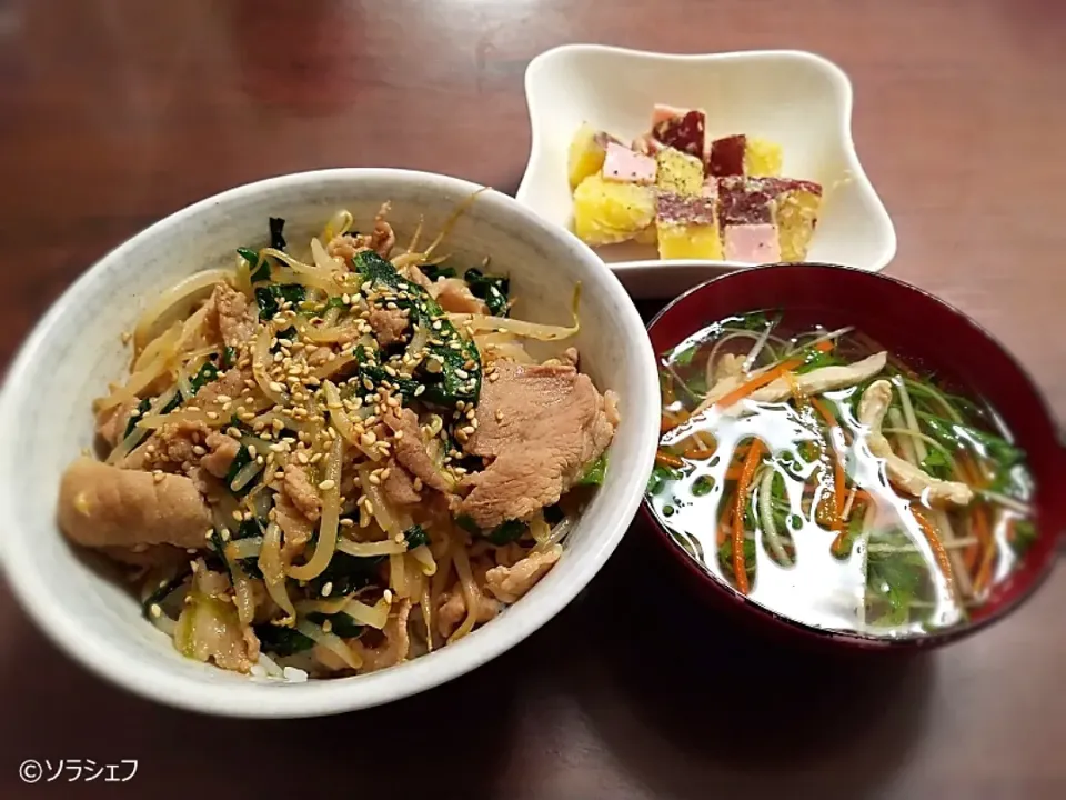 先週日曜日の晩ご飯だよ(*^^*)
★豚肉ニラもやし丼
★さつまいものコロコロサラダ
★水菜と鶏肉の梅こんぶ茶スープ|ソラシェフさん