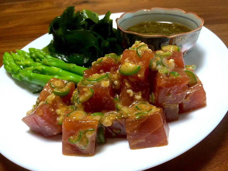 サクからブツマグロのオクラ和え🐟🌹|ぱぴこ家さん