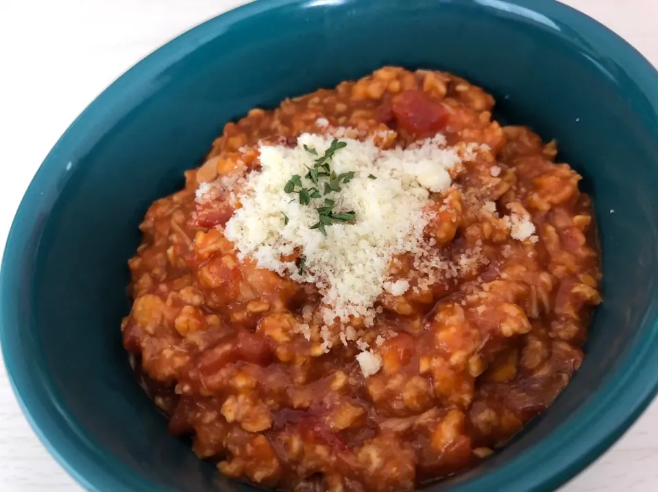 Snapdishの料理写真:オートミールとトマトのカレー🍅|キイロ🐣さん