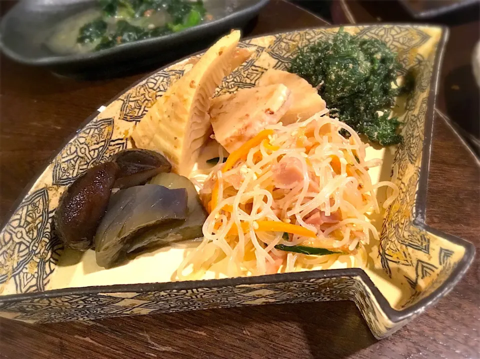 しいたけとナスの煮物、筍のおかか煮、春雨和え物、青菜の胡麻和え@金町製麺|morimi32さん