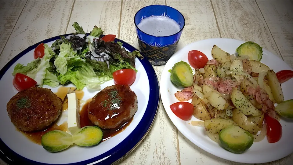 Snapdishの料理写真:今日の男飯(*･ω･)Wソースハンバーグ&ジャーマンポテト...♪*ﾟ|ひーちゃんさん