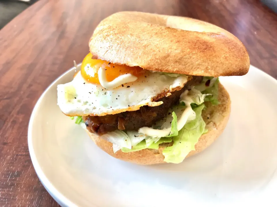 【残り物で作る簡単ランチ】きのうのDINNER で残った #ローストポーク で作るサンド。ヤバい！美味しい❤️|魚貝ZUCKYさん