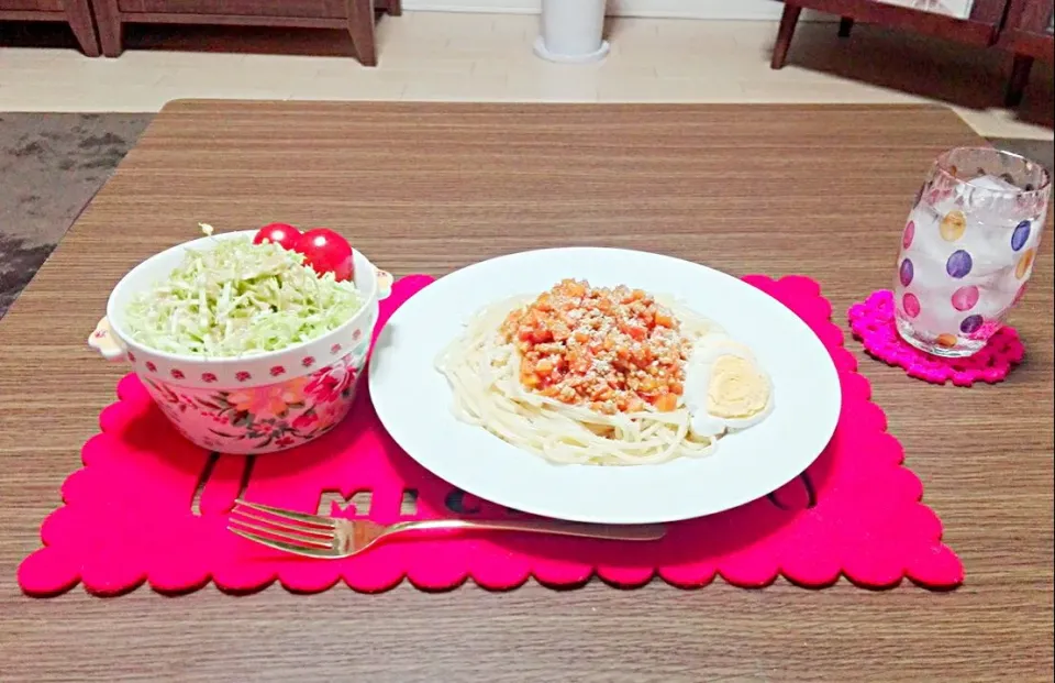 Snapdishの料理写真:ミートソーススパゲッティ♪|えっこさん