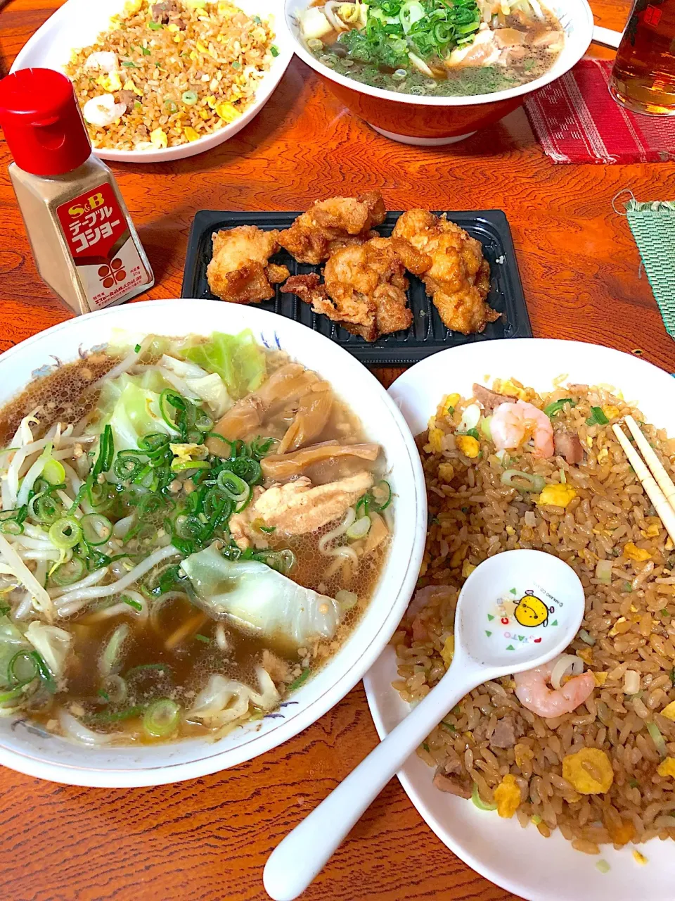 お土産にいただいた尾道ラーメン🍜、惣菜の唐揚げ、冷凍の炒飯😋|すかラインさん