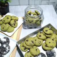 matcha chocolate chip cookies and chocolate crinkles😊|Roxieさん