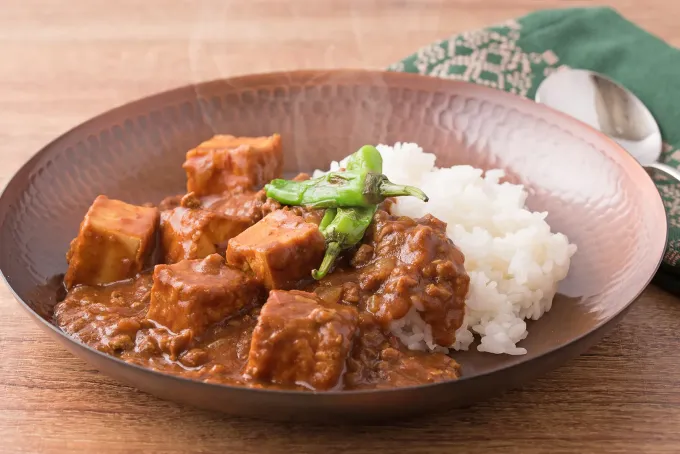 Snapdishの料理写真:厚揚げと大豆のお肉のスパイスカレー|マルコメ キッチンさん