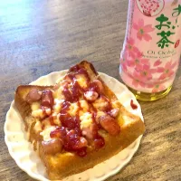 Snapdishの料理写真:ピザトースト|エックスさん