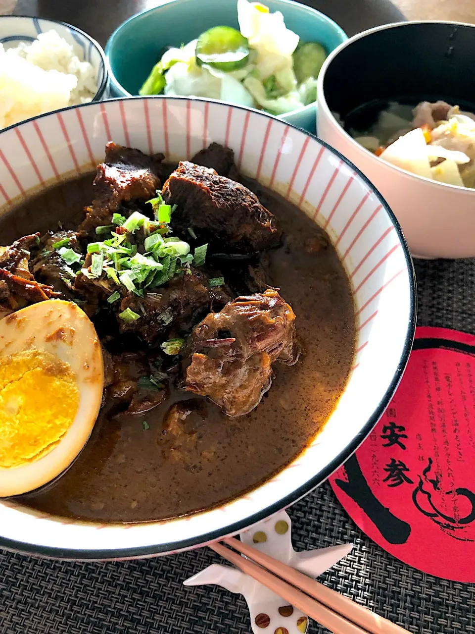 祇園 安参 の牛煮込み♡ おみやでお家食べ🤤|AKUBI*:ஐ(●˘͈ ᵕ˘͈)さん