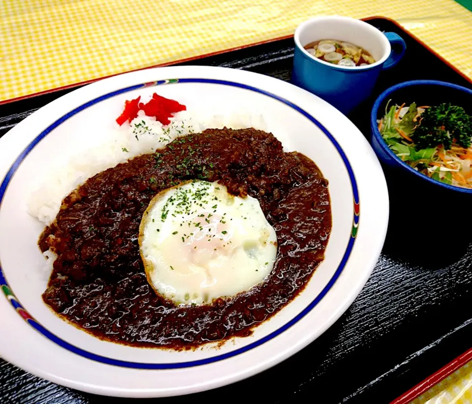 ひき肉カレー目玉乗せセット|nyama1さん